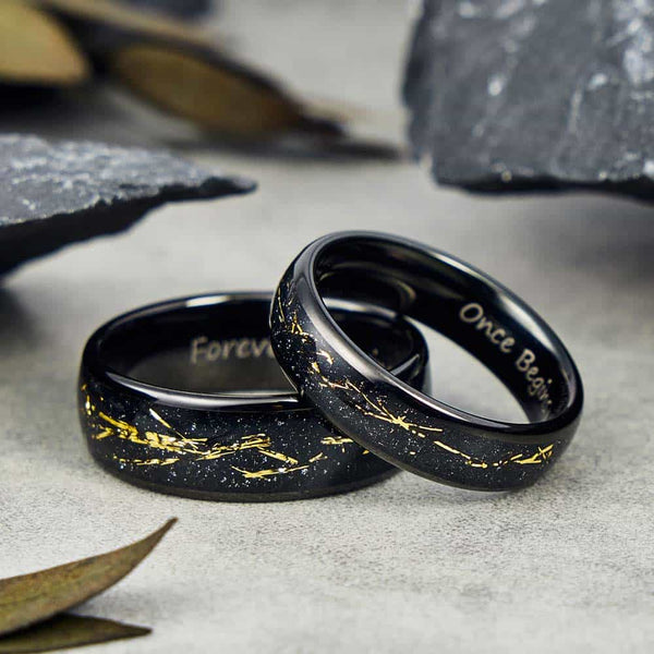 Anillo Tungsteno Negro con Lámina de Oro - Inscriptor del Tiempo