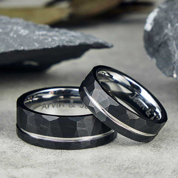 Anillo Martillado de Tungsteno Plateada - Bastión