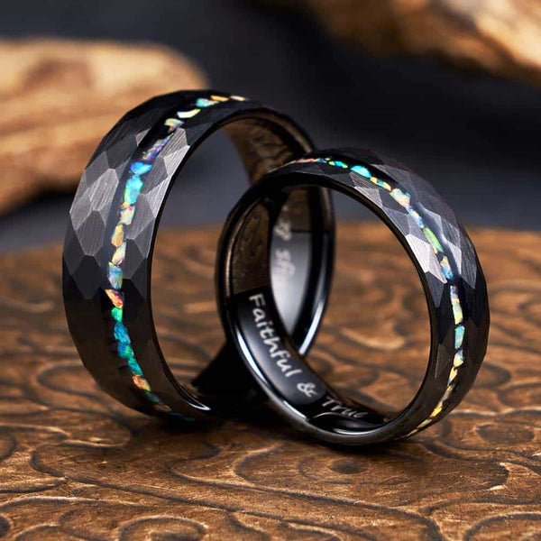 Anillo de Tungsteno Martillado Negro Arcoíris - Cambio Espectral