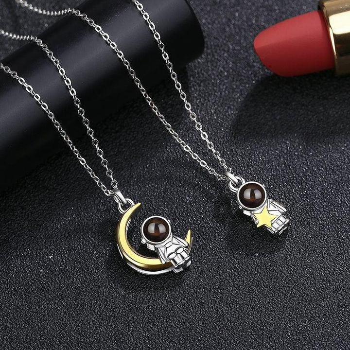 Collar Proyección Foto Personalizado - Astronauta y Estrella Luna - Remigifts